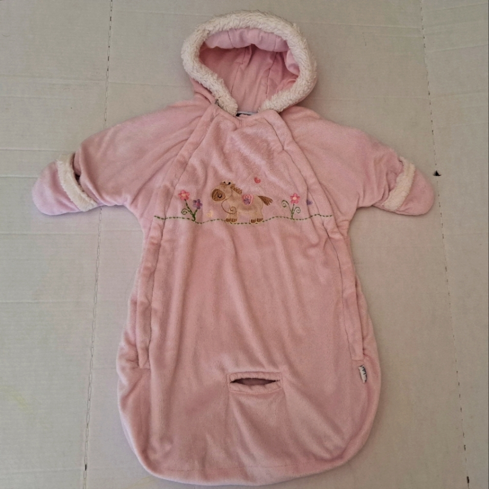 Bon bébé hooded sack with zippers